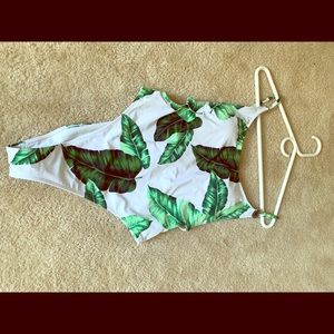 One piece bathing suit